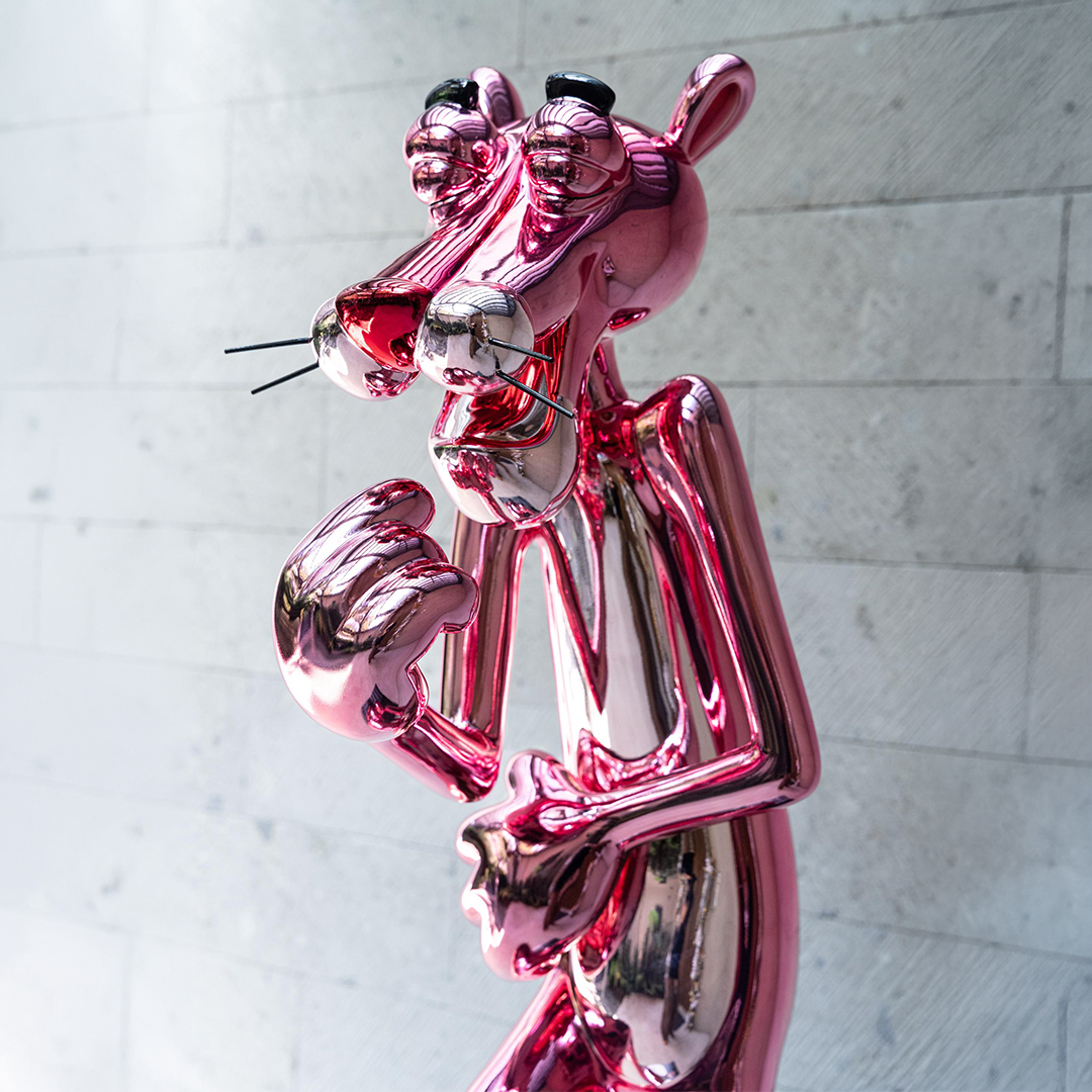 Detalle de Laughter in Pink, escultura de Bupster