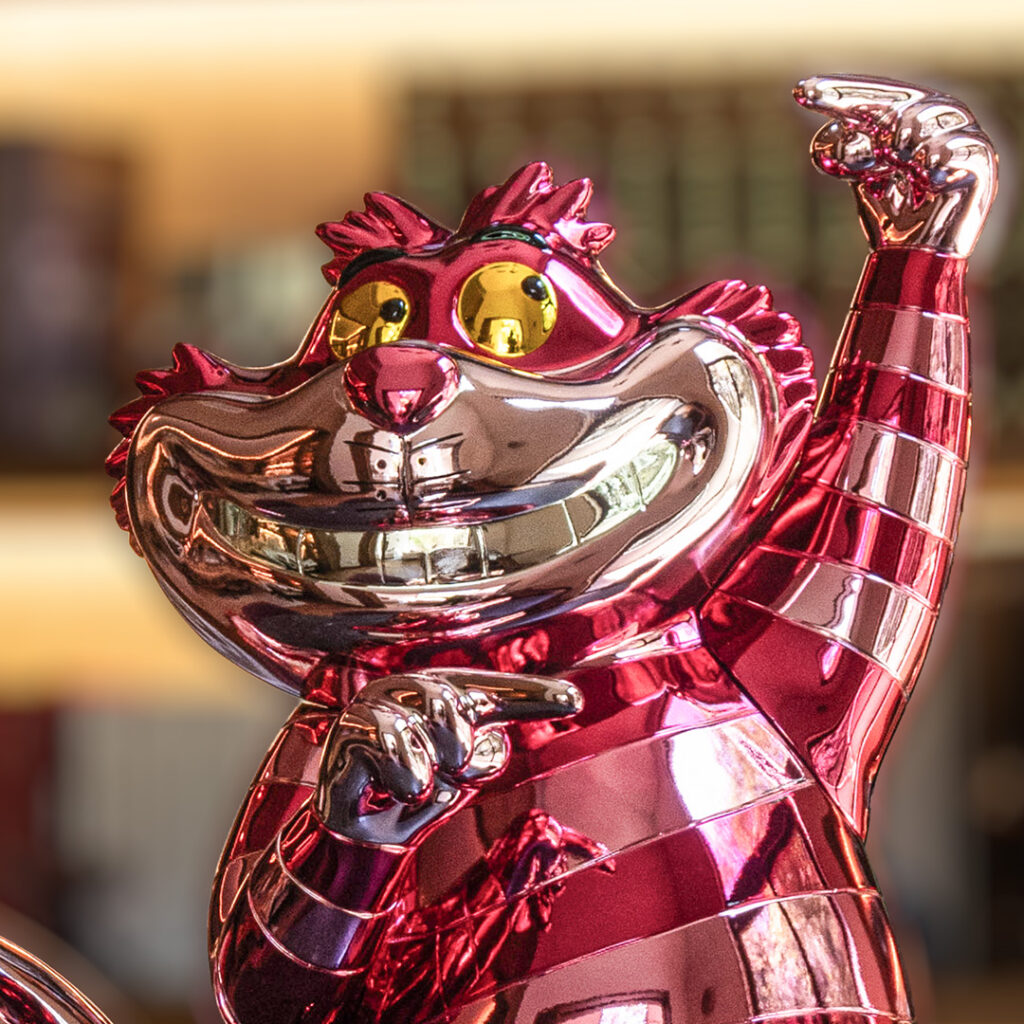 Vista adicional de Scrooge McDuck Dubai Gold
